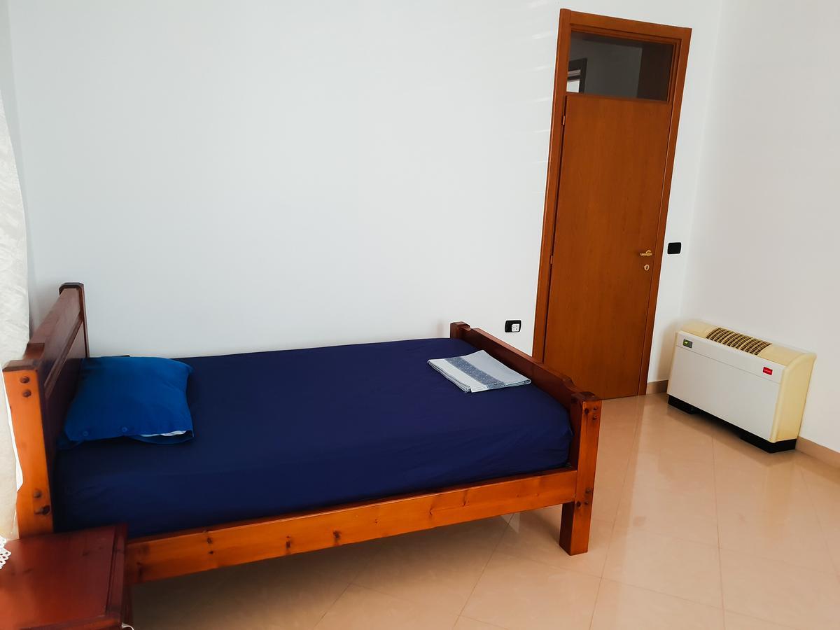 Lux Apartments Vlorë Buitenkant foto