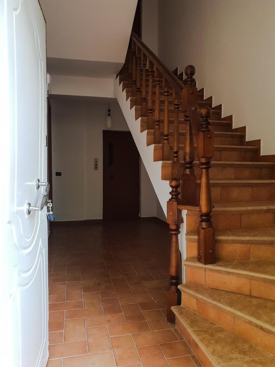 Lux Apartments Vlorë Buitenkant foto